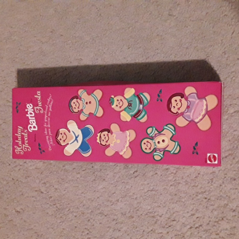 1997 Special Edition Holiday Treats Barbie - Picture 2 of 4